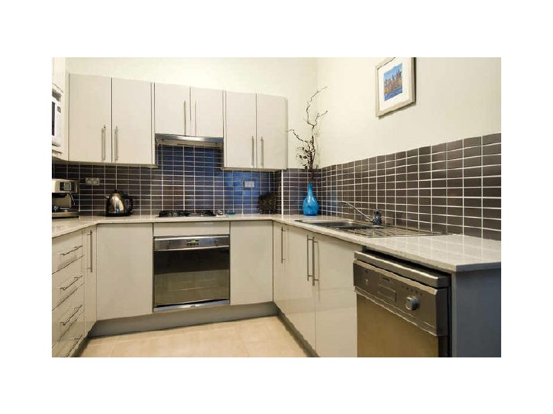 8/36-40 Old Pittwater Road, Brookvale NSW 2100