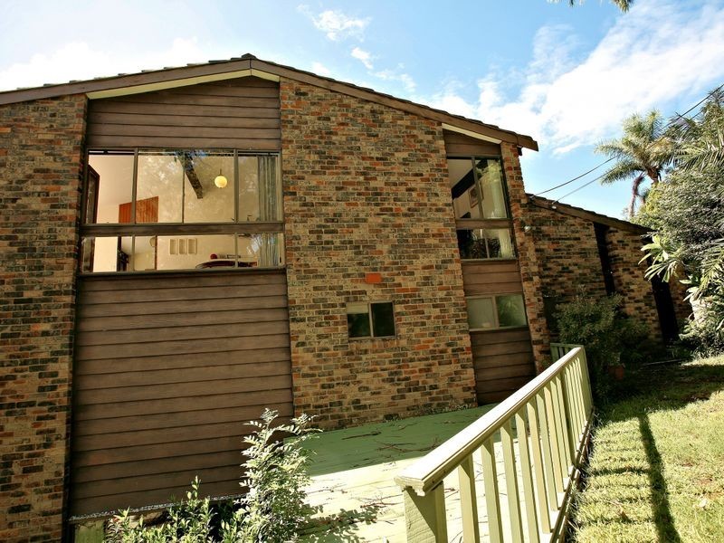 32 Greystoke Street, Wheeler Heights NSW 2097