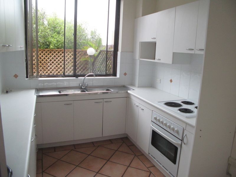 27/10 Goodwin Street, Narrabeen NSW 2101