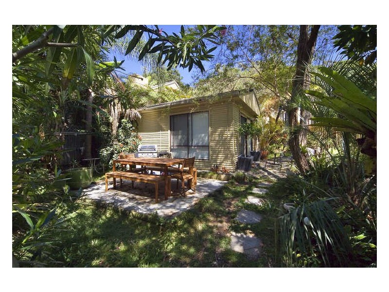 12 Walker Avenue, Narrabeen NSW 2101