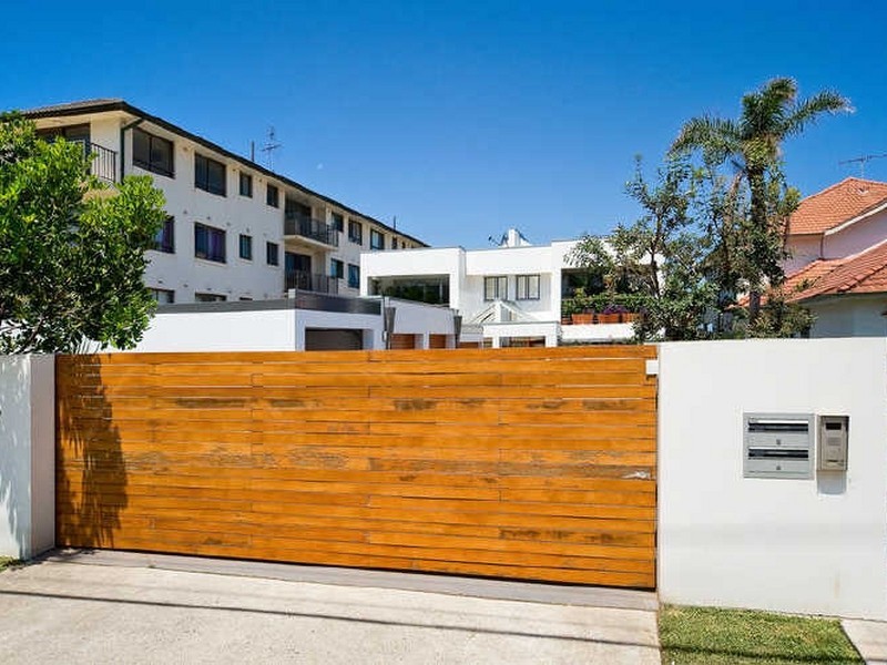 2/147 Ocean Street, Narrabeen NSW 2101