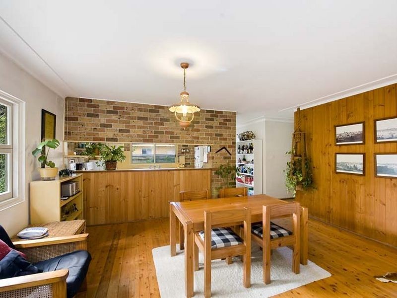 18 Sherwood Crescent, Narraweena NSW 2099