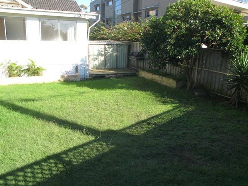 2/1281 Pittwater Road, Narrabeen NSW 2101