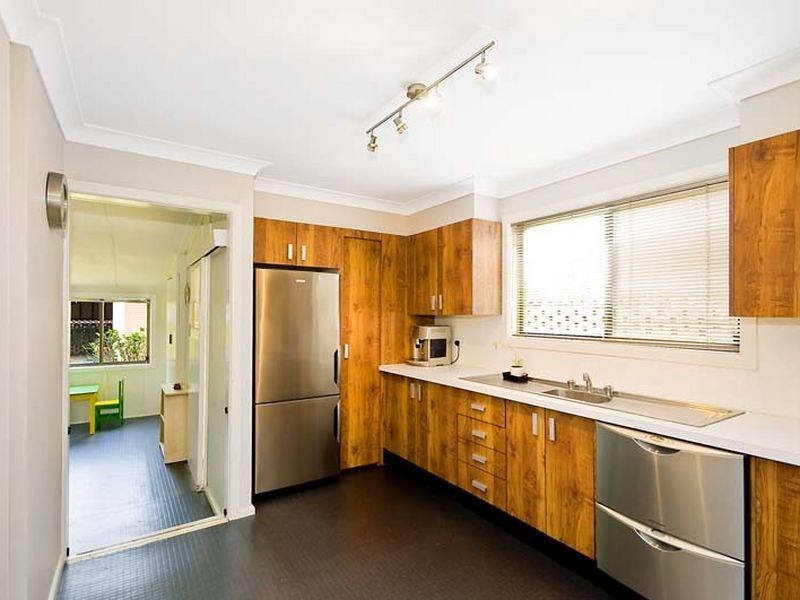 19 McIntosh Road, Dee Why NSW 2099