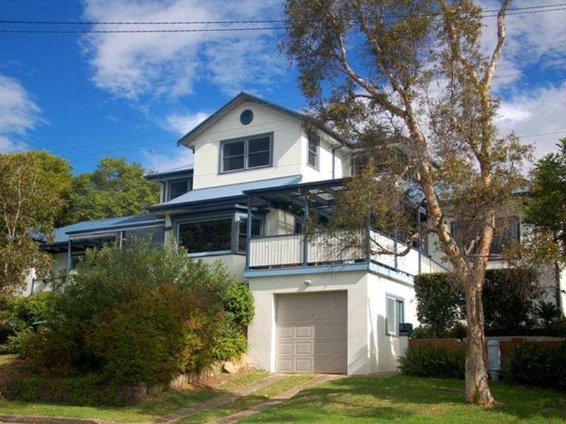 17 Fishbourne Road, Allambie NSW 2100
