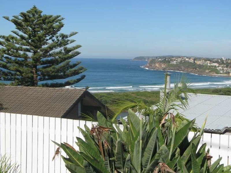 19 Lancaster Crescent, Collaroy NSW 2097