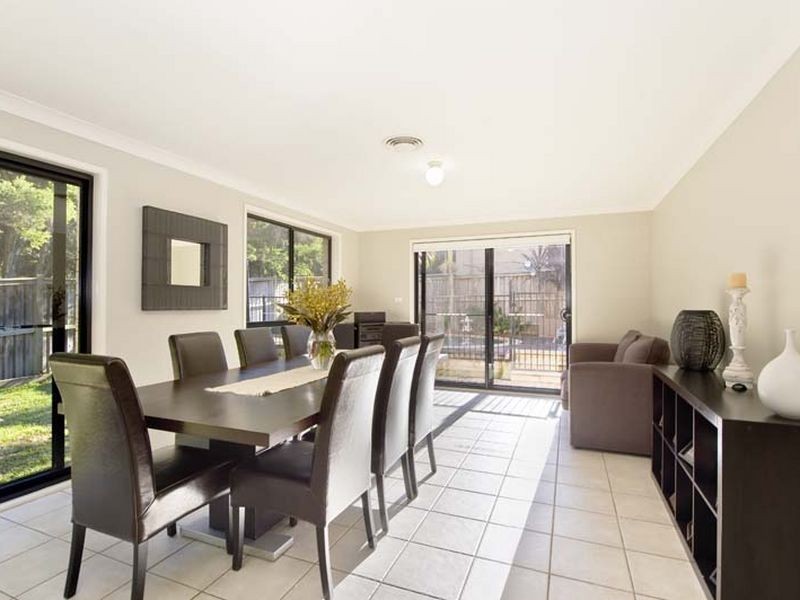 15 Lewis Close, Warriewood NSW 2102