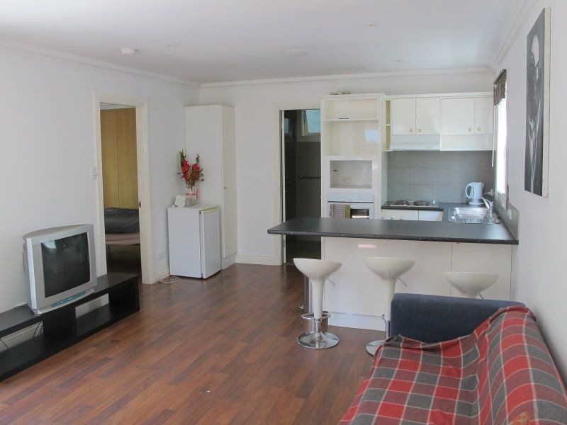 35 Penrith Avenue, Wheeler Heights NSW 2097