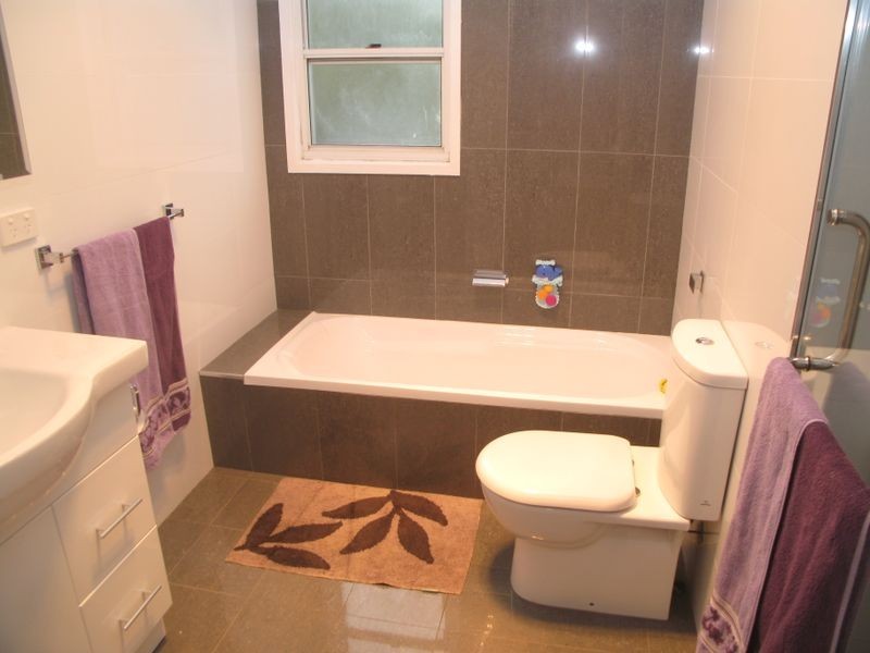 35 Penrith Avenue, Wheeler Heights NSW 2097