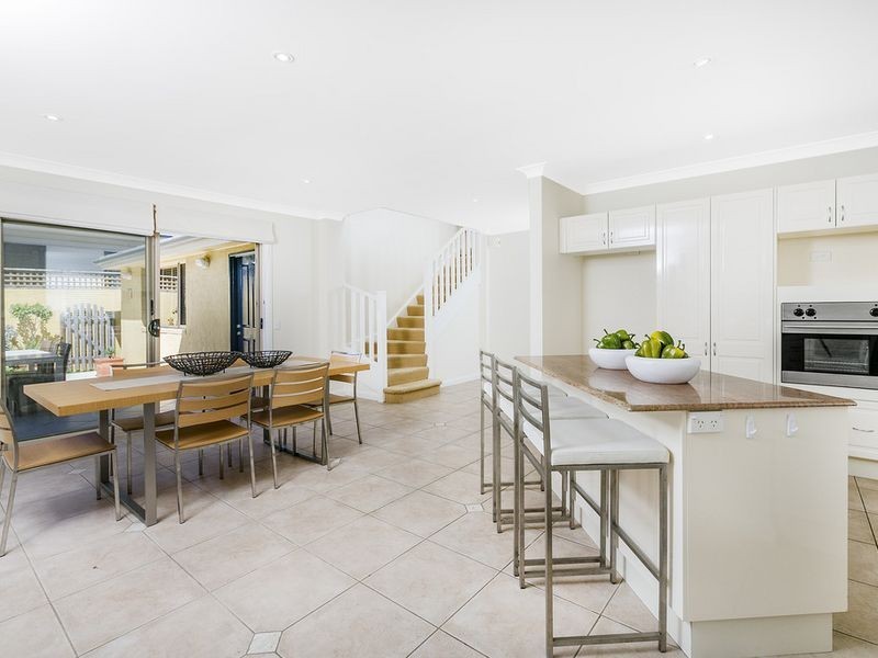 2 Hall Avenue, Collaroy Plateau NSW 2097