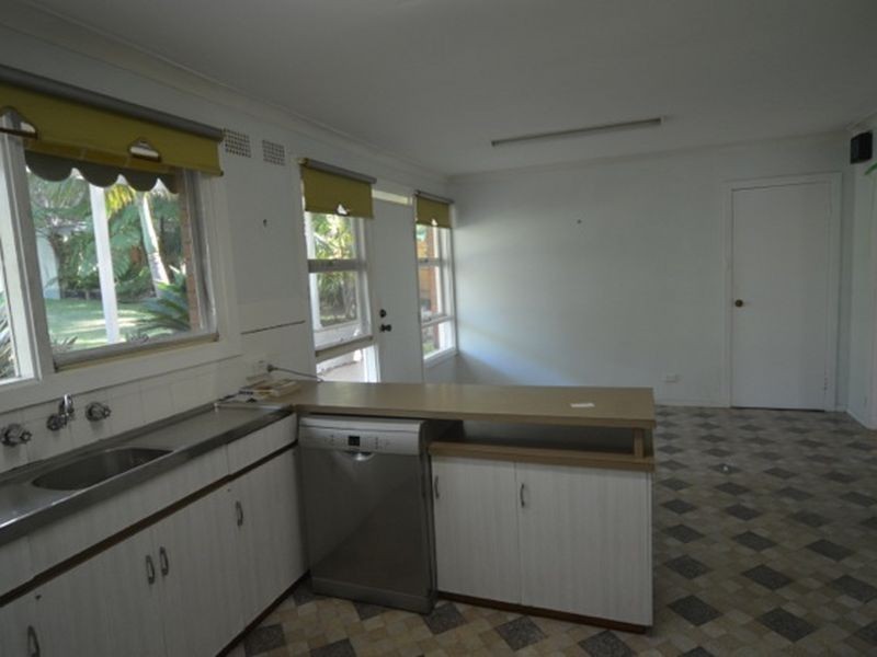 48 Koorangi Ave, Elanora Heights NSW 2101