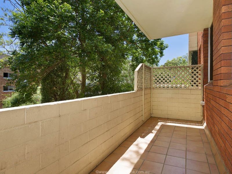 2/47 Sturdee Parade, Dee Why NSW 2099