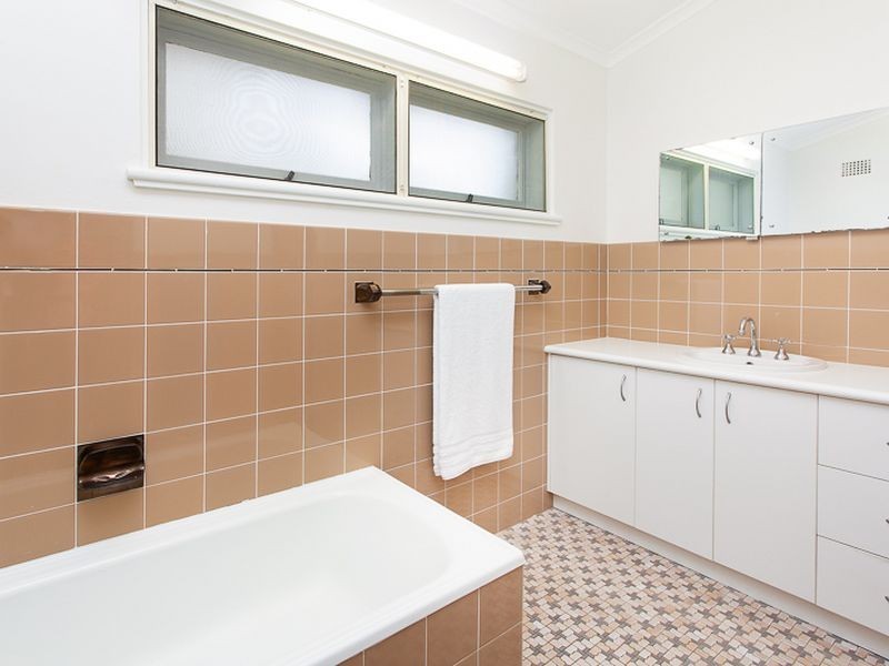 12 Inala Place, North Narrabeen NSW 2101