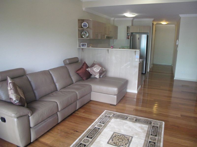 19/2-10 Hawksbury Ave, Dee Why NSW 2099