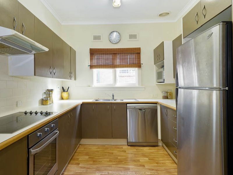 9 Wakehurst Parkway, North Narrabeen NSW 2101