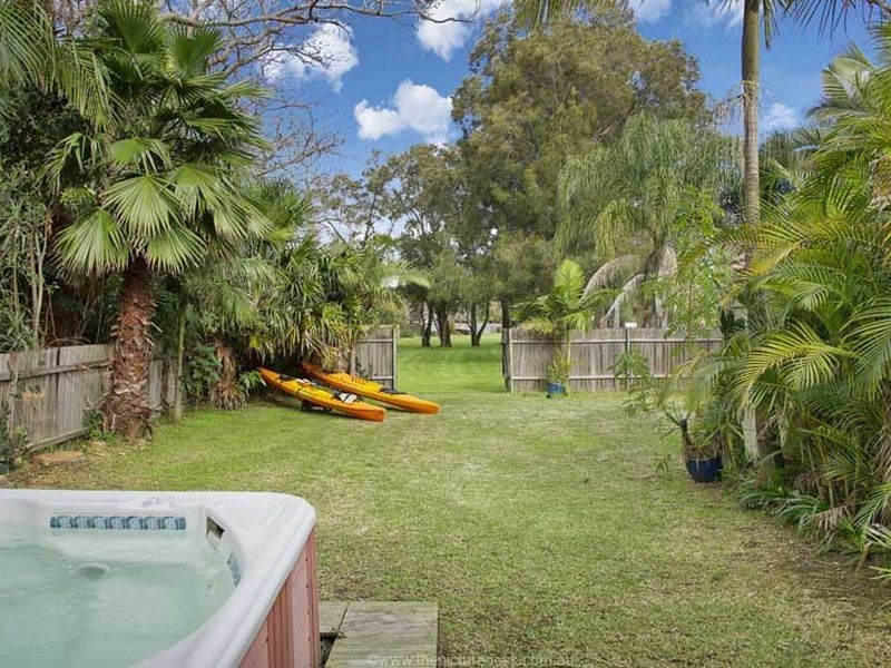 9 Wakehurst Parkway, North Narrabeen NSW 2101