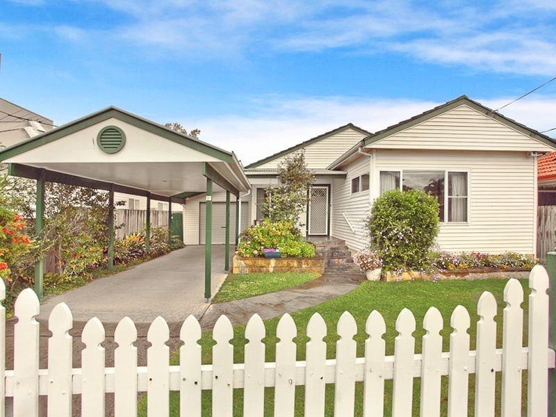 11 Windsor Parade, North Narrabeen NSW 2101