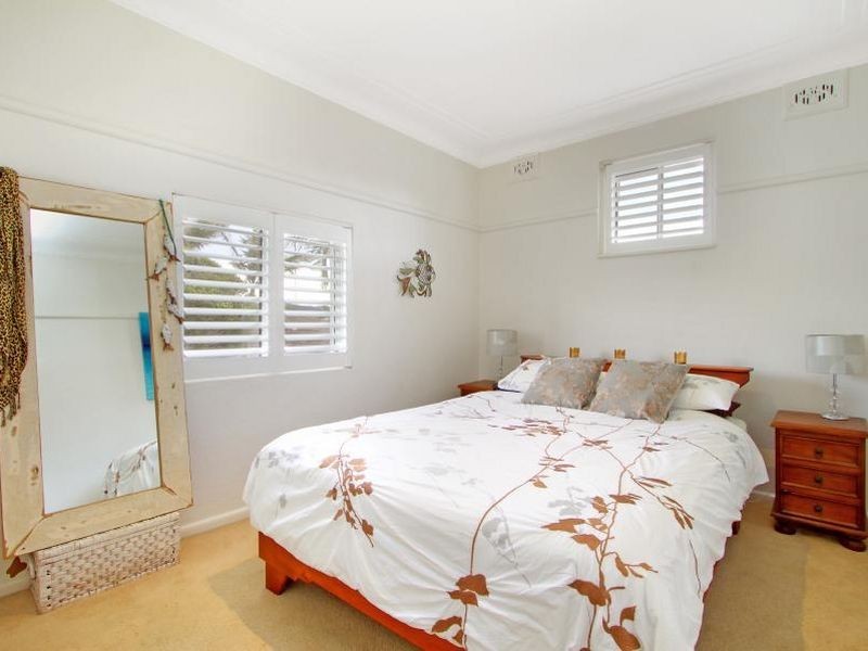 2/166 Ocean Street, Narrabeen NSW 2101