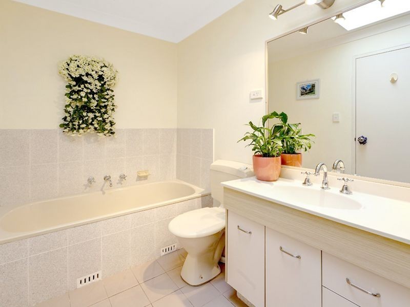 2/28 Macpherson Street, Warriewood NSW 2102