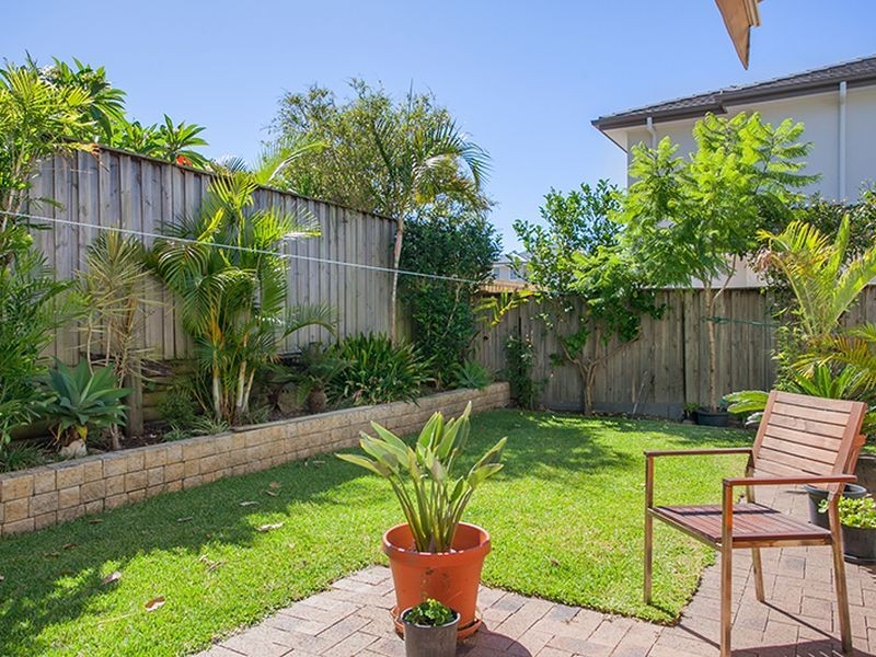 13 Lorikeet Grove, Warriewood NSW 2102