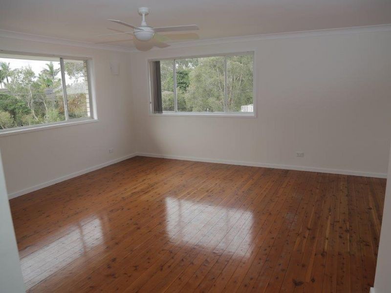 Upper 8 Palara Place, Dee Why NSW 2099