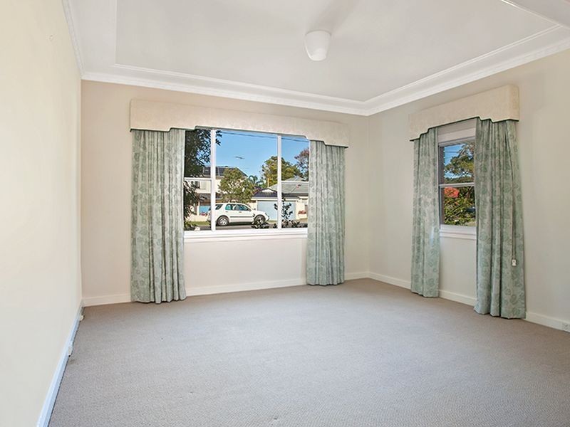 16 Robert Ave, North Manly NSW 2100