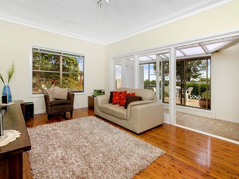 19 McIntosh Road, Dee Why NSW 2099