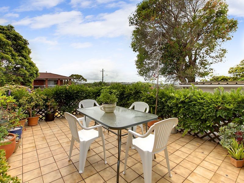 19 McIntosh Road, Dee Why NSW 2099