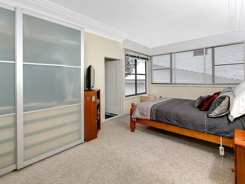 19 McIntosh Road, Dee Why NSW 2099