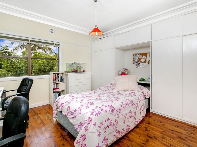 19 McIntosh Road, Dee Why NSW 2099