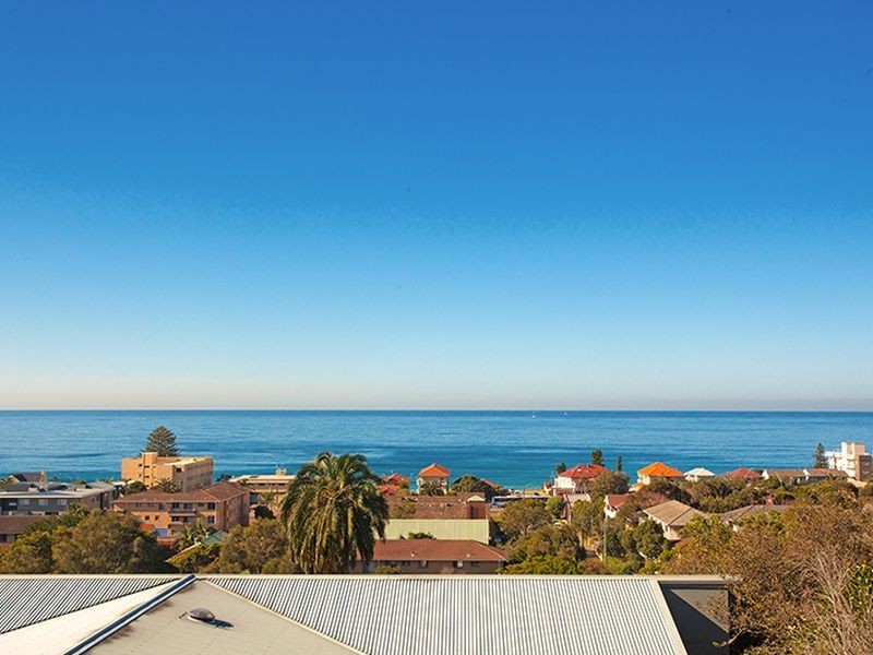 11/27 Clarke St West, Narrabeen NSW 2101