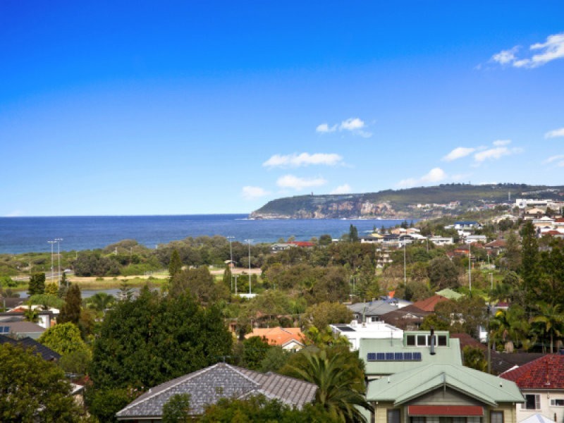 15 Parr Avenue, North Curl Curl NSW 2099