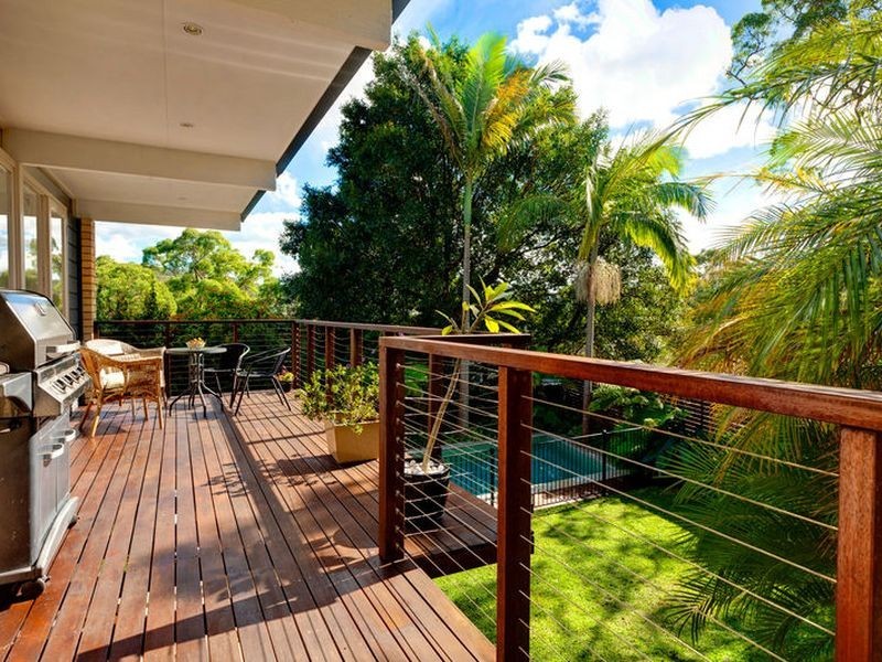 10 Windermere Place, Wheeler Heights NSW 2097