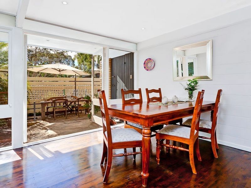 10 Windermere Place, Wheeler Heights NSW 2097