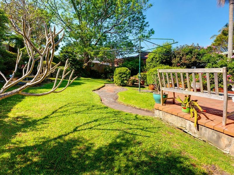 136 Warringah Road, Beacon Hill NSW 2100