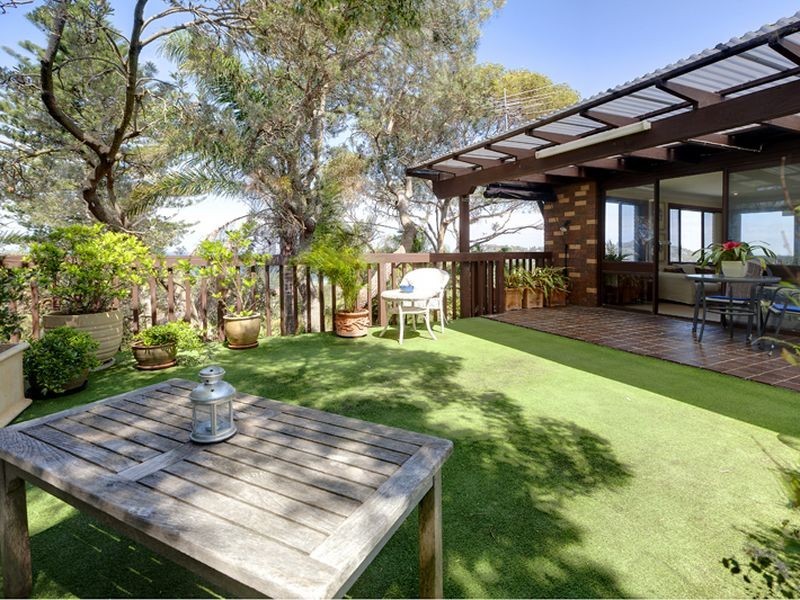 18 Hillside Road, Newport NSW 2106