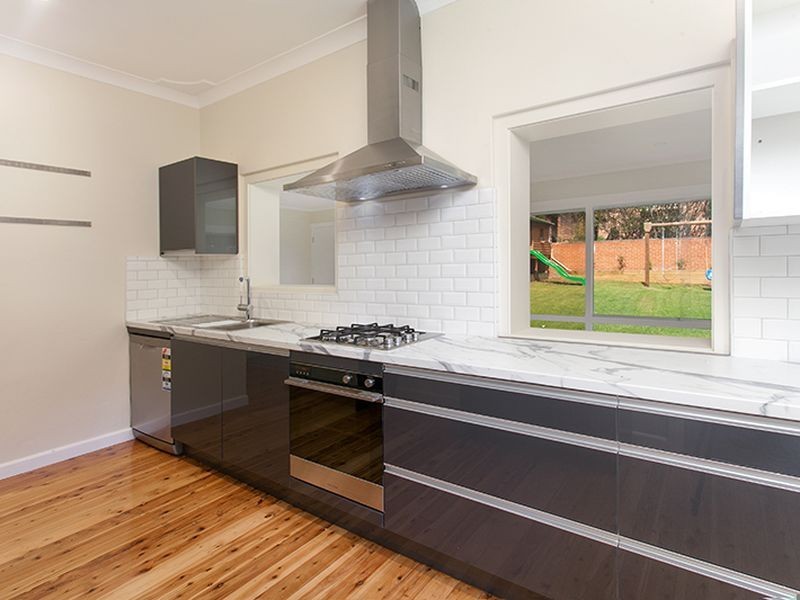 389 Condamine St, Allambie Heights NSW 2100
