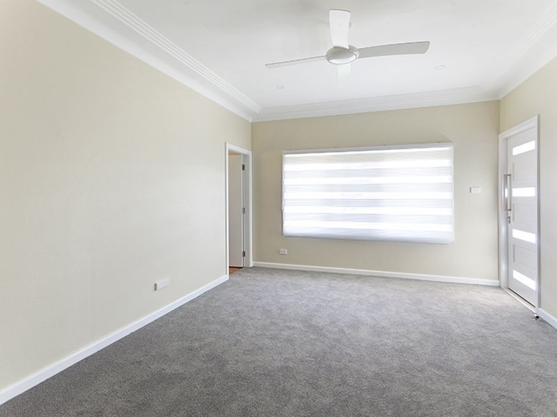 389 Condamine St, Allambie Heights NSW 2100