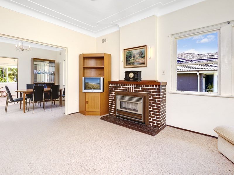 104 Essilia Street, Collaroy Plateau NSW 2097
