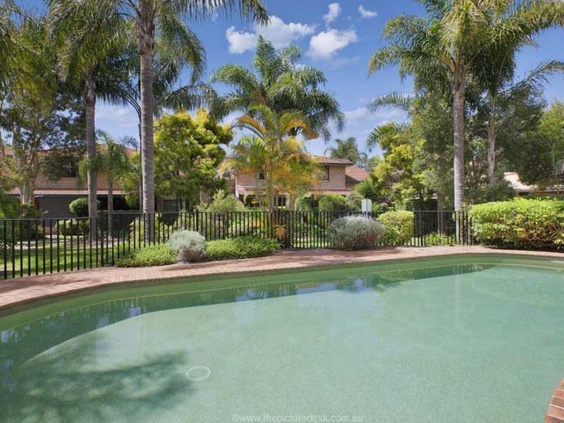 42/30 Macpherson Street, Warriewood NSW 2102