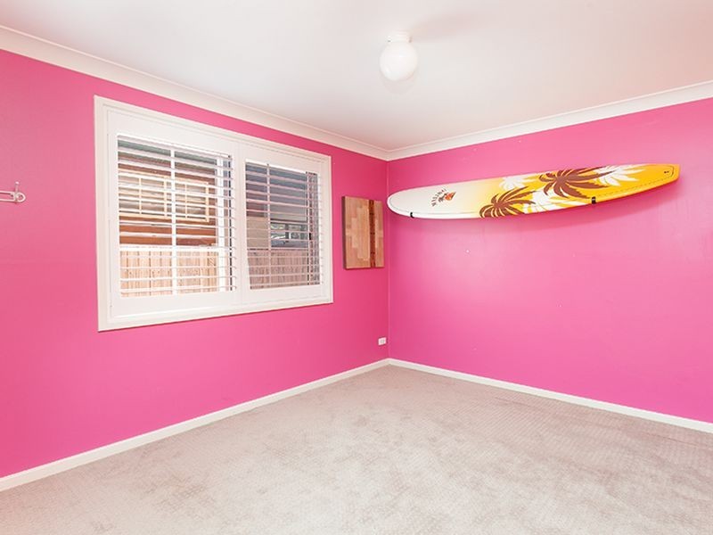 10 Blackwood Rd, North Curl Curl NSW 2099