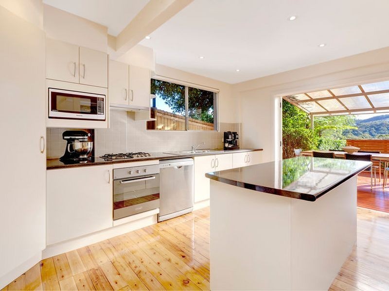 32 Coniston Street, Wheeler Heights NSW 2097