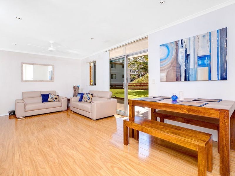 2/36 Banksia Street, Dee Why NSW 2099