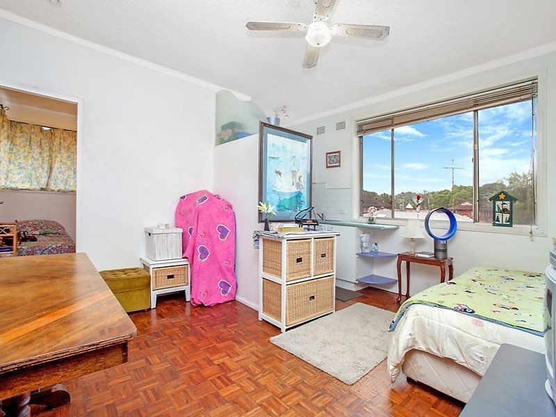 8/12 Grafton Cres, Dee Why NSW 2099