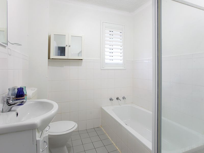 8/95 Oaks Ave, Dee Why NSW 2099