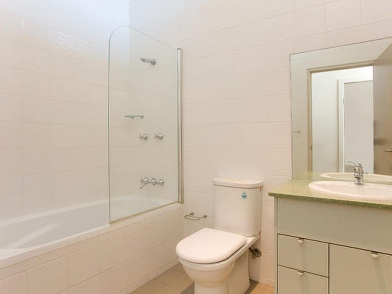 11/18-20 Goodwin Street, Narrabeen NSW 2101