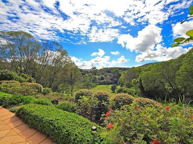 163 Gardenia Drive, Bonogin QLD 4213