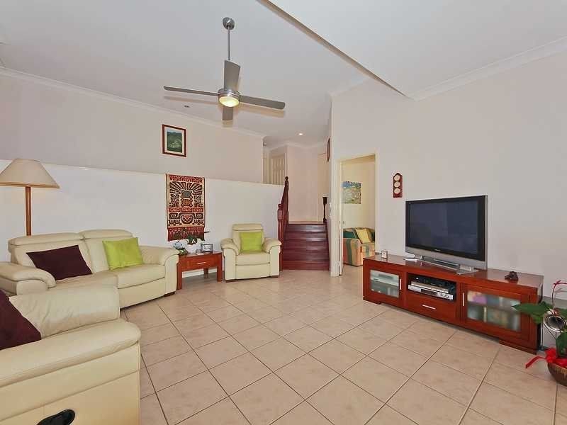 163 Gardenia Drive, Bonogin QLD 4213