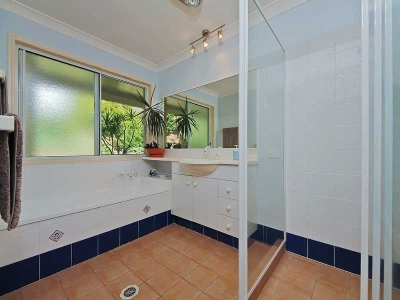 163 Gardenia Drive, Bonogin QLD 4213