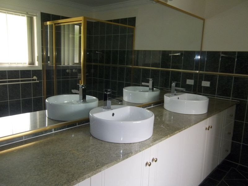 10 Callicarpa Street, Reedy Creek QLD 4227